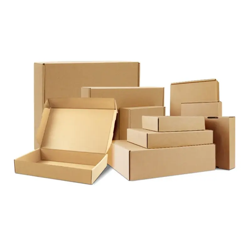 Plain brown boxes in assorted sizes with open and closed lids.
